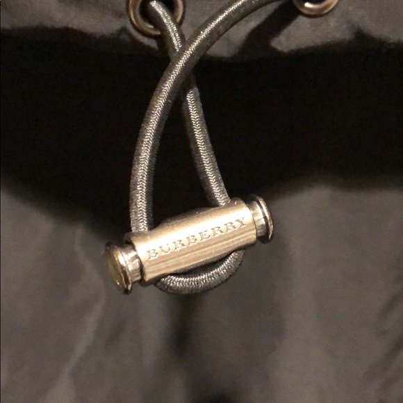 Burberry - Picture 7 of 8